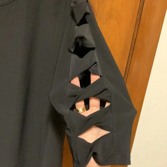 Naif Black Love Sleeve Top Womens Size S - Picture 4 of 6